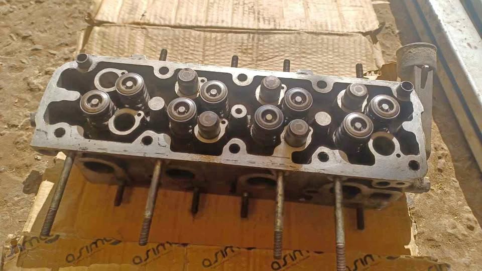 Opel Corsa 6w cylinder head - Private Seller Opel Corsa 6w cylinder head - Private Seller
