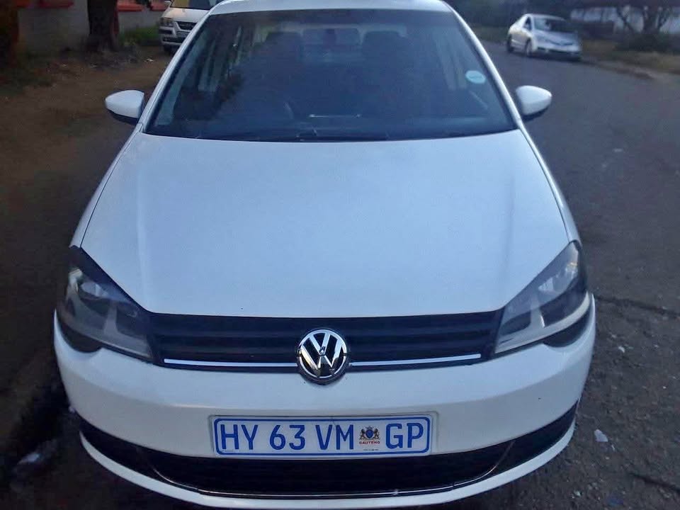 2015 POLO VIVO 1.4i working on bolt