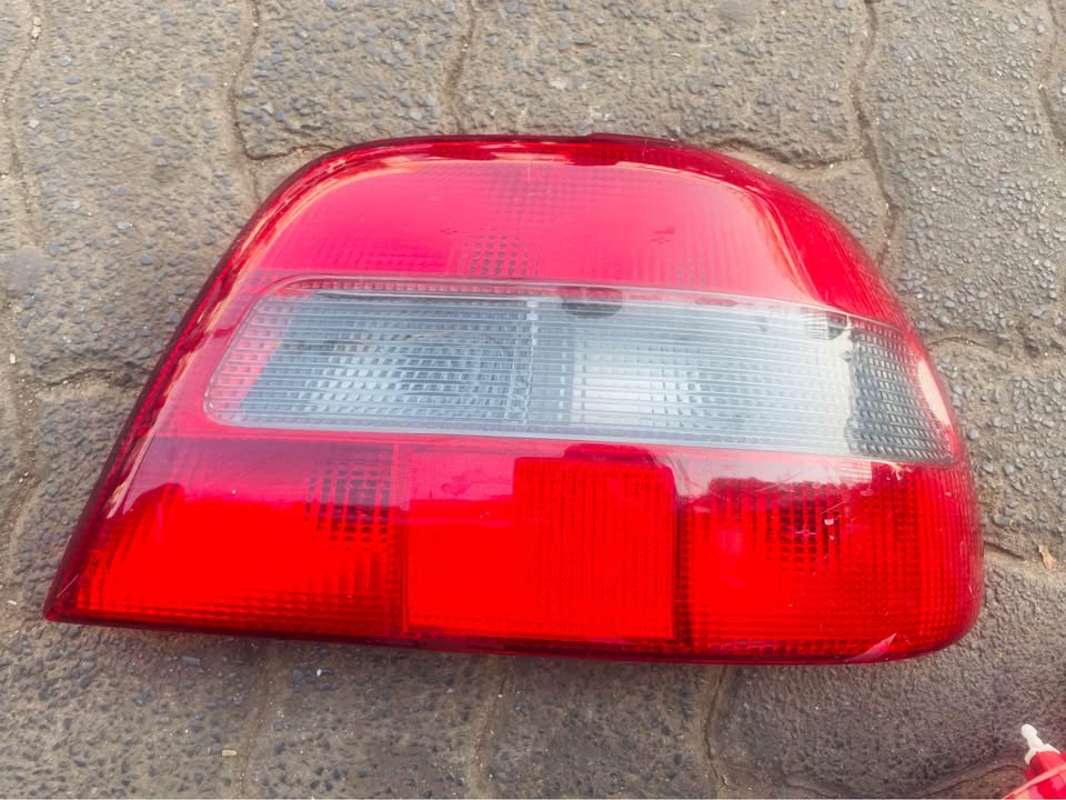 Volvo S40 taillight 2004 - Private Seller