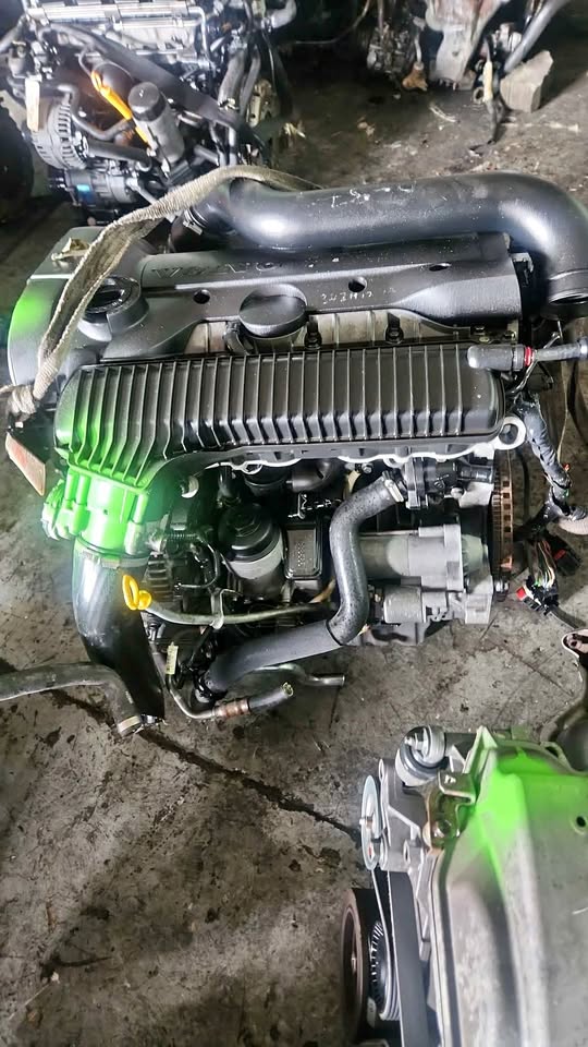 VOLVO 2.5ST ENGINE FOR SALE - Private Seller VOLVO 2.5ST ENGINE FOR SALE - Private Seller