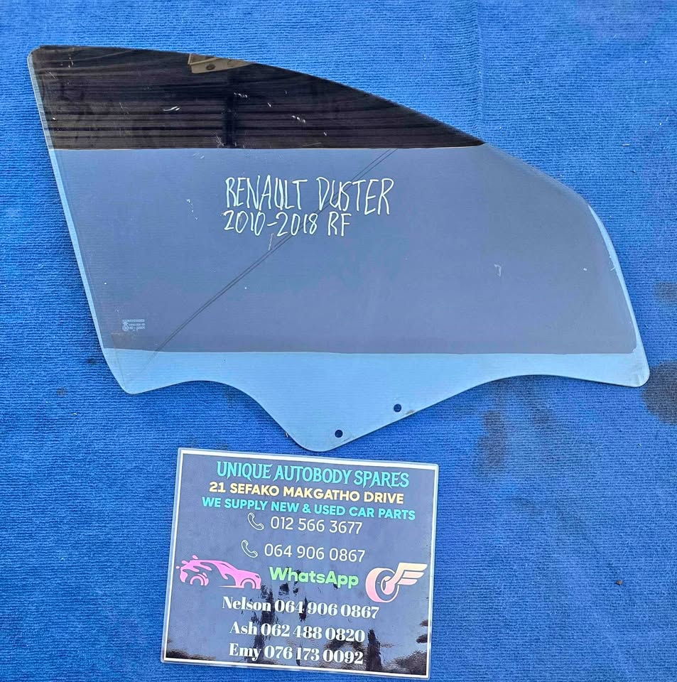 Renault Duster Right Front Door glass