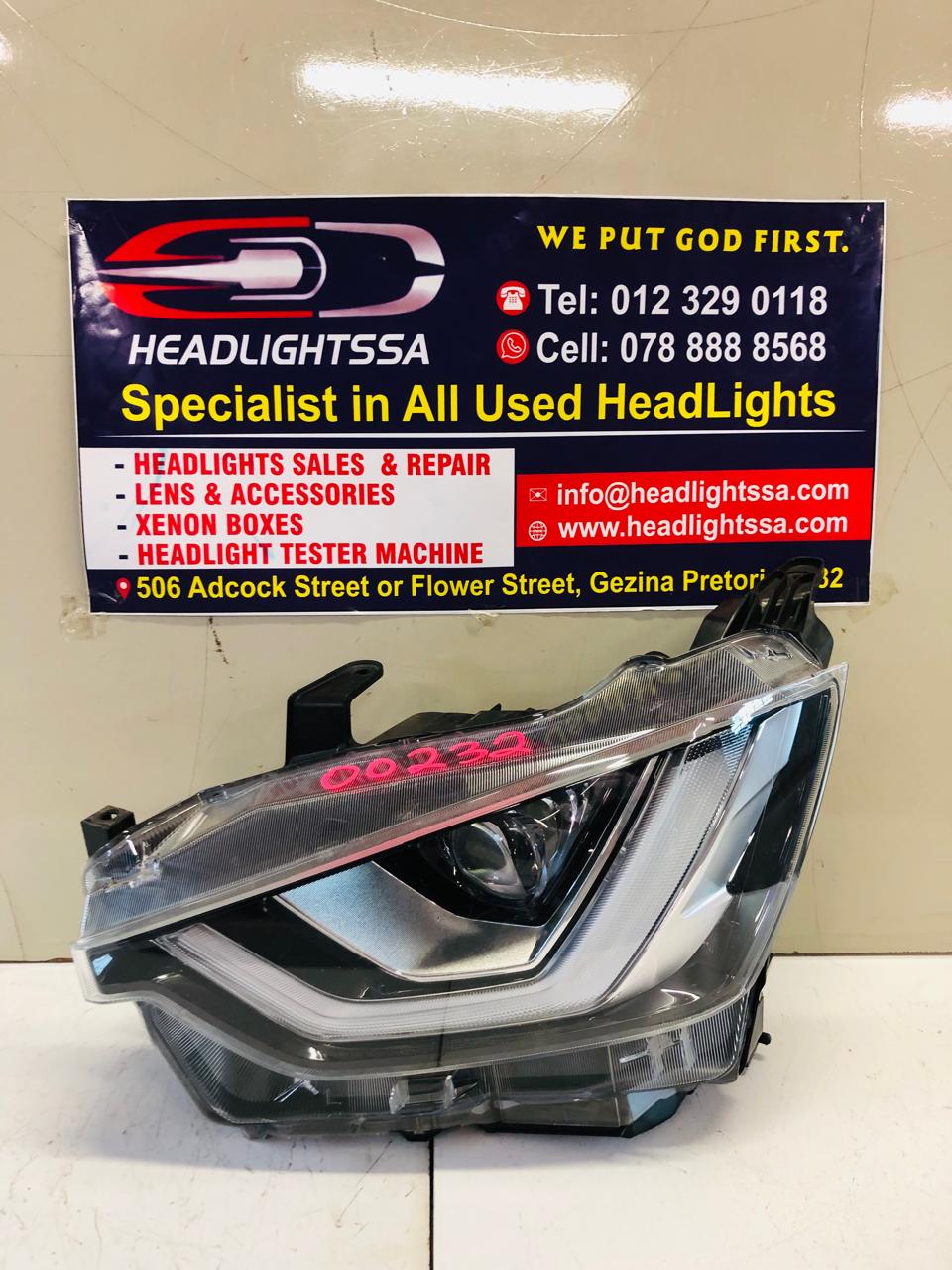 Isuzu D-max Nxt Gen left side Full LED headlight (2024) - Private Seller Isuzu D-max Nxt Gen left side Full LED headlight (2024) - Private Seller