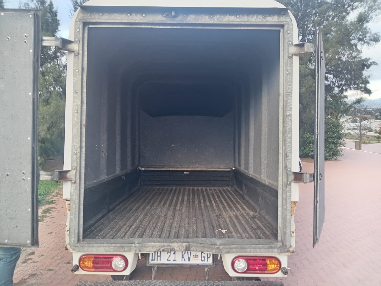 2014 HYUNDAI H100 2.6D TRUCK
