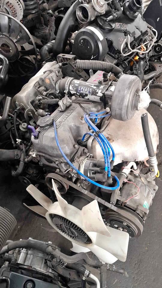 Mazda G6 2.6 12v complete petrol engine for sale - Private Seller