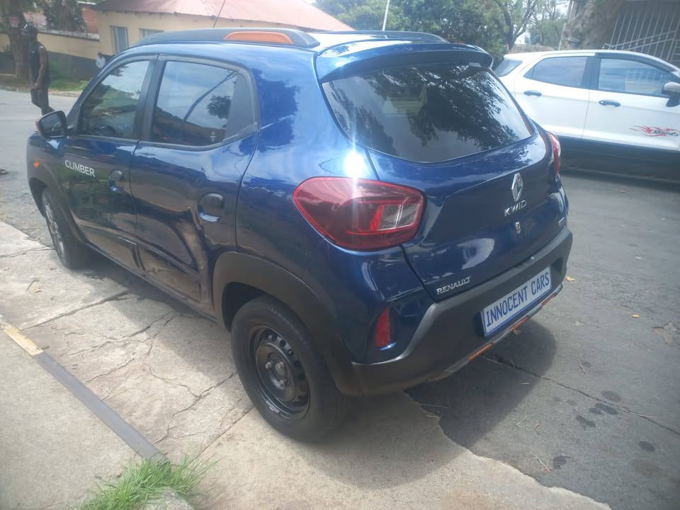 2023 Renualt Kwid Easy R 1.0 Engine Petrol, Manual, Green Color, Mileage 36000kms,
