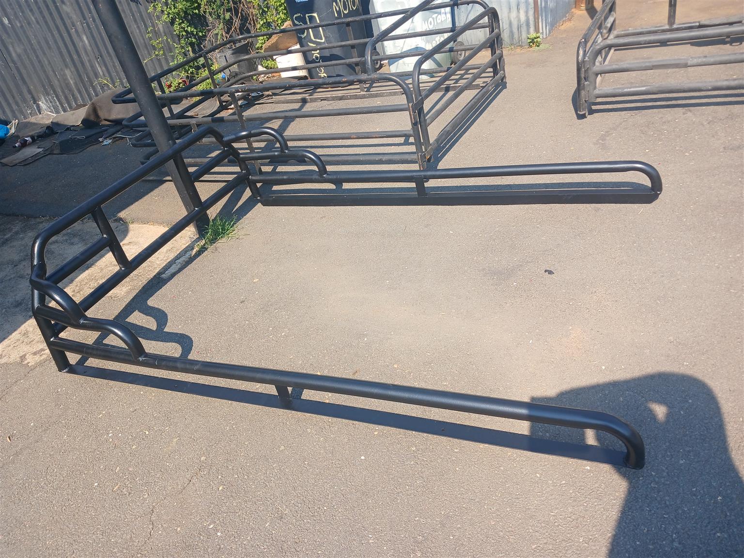 Nissan np300 roll bar - Private Seller