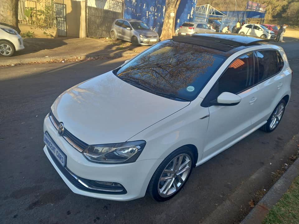 2016 VW POLO HATCHBACK 1.2 TSI ENGINE PETROL, AUTOMATIC DSG SUNROOF, WHITE COLOR,  98000KM