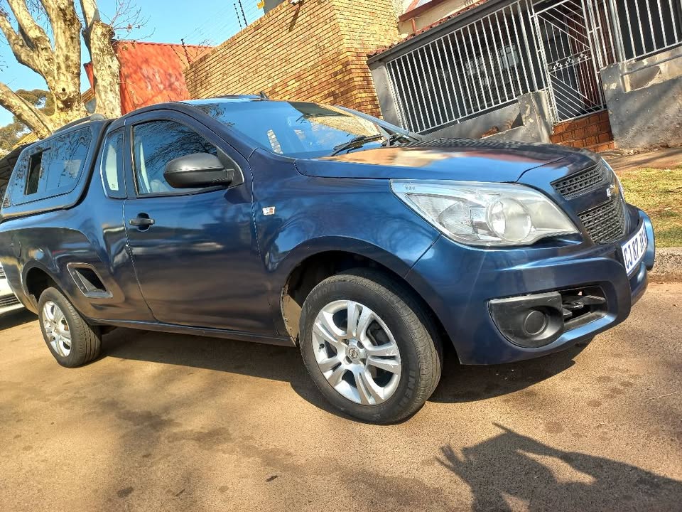2014 CHEVROLET UTILITY BAKKIE 1.4 WITH CANOPY IN EXCELLENT CONDITION