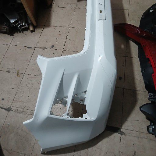 Isuzu Bakker bumper - Private Seller