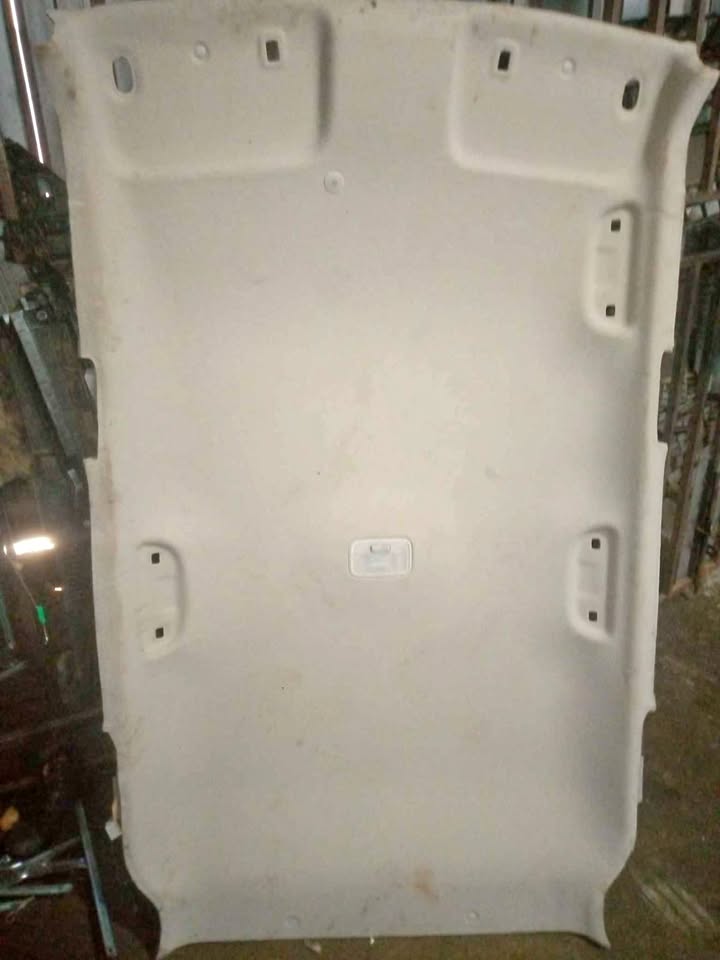 Hyundai venue roof lining - Private Seller Hyundai venue roof lining - Private Seller