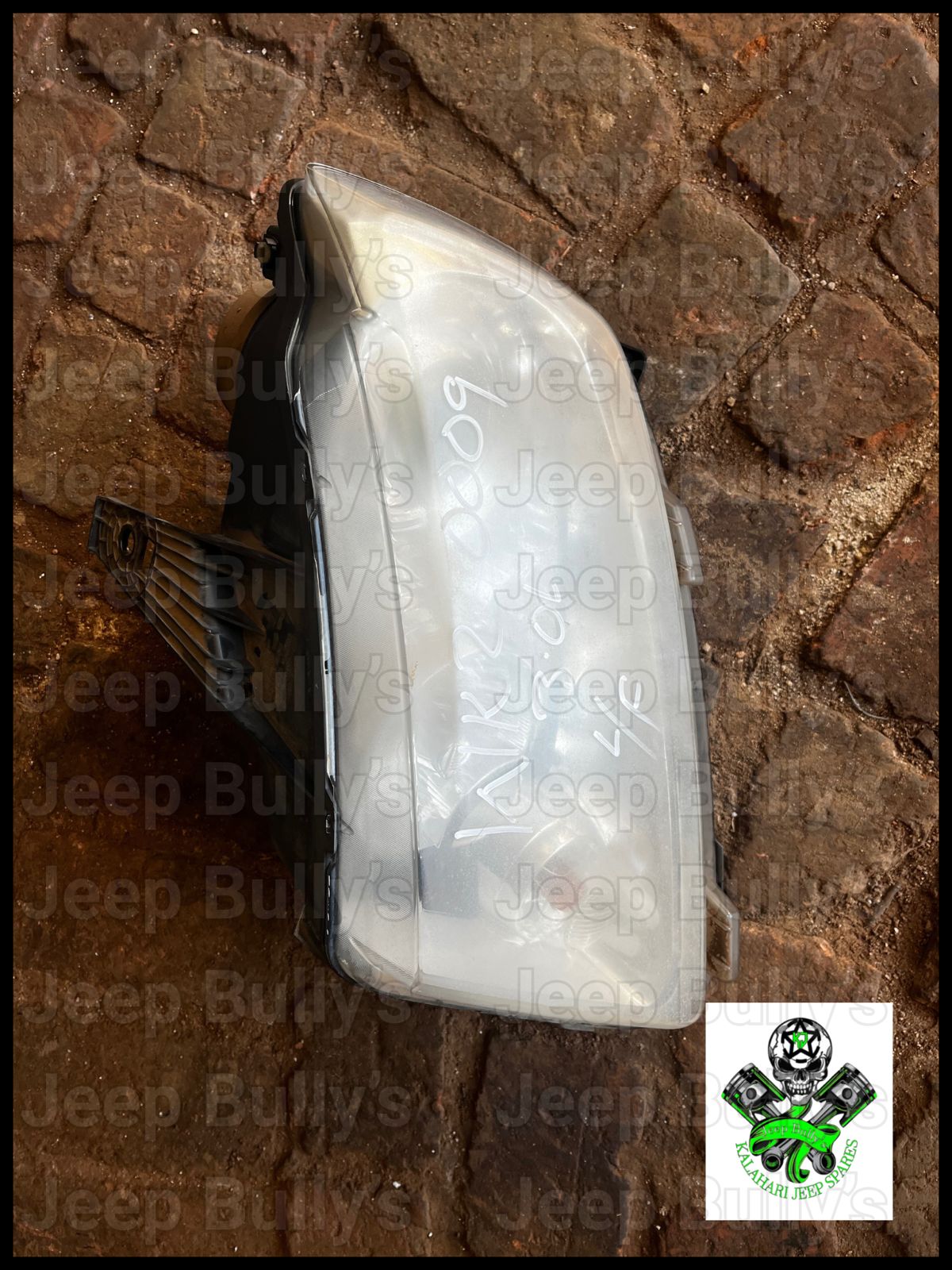 Jeep Grand Cherokee Wk2 Headlights - Private Seller Jeep Grand Cherokee Wk2 Headlights - Private Seller