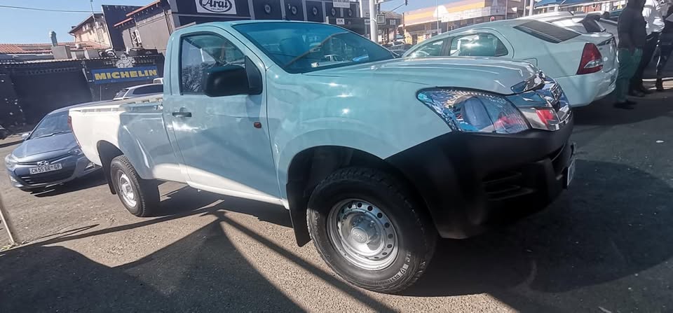 2011 ISUZU KB 250 2.5 SINGLE CAB MANUAL DIESEL