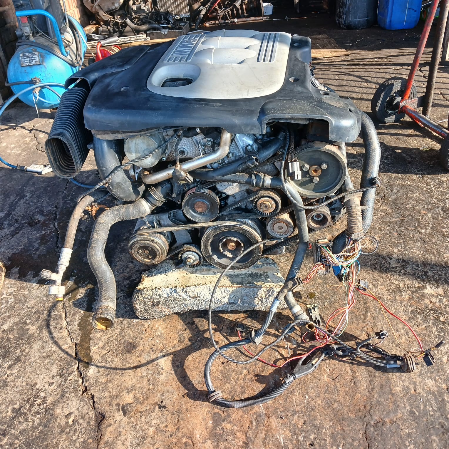 BMW E46 320D M47TU COMMONRAIL NON IMPORT MOTOR ENGINE FOR SALE