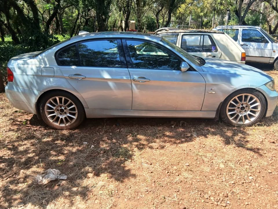 2006 BMW E90 Stripping for spares - Private Seller