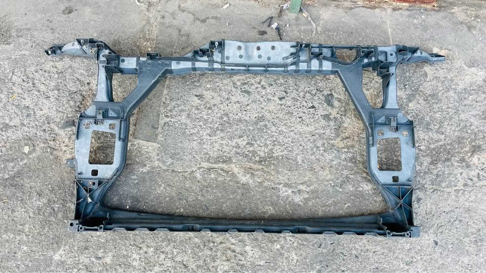 Audi Q5 Cradle - Private Seller Audi Q5 Cradle - Private Seller