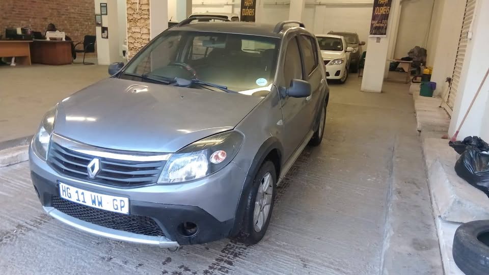 2014 Renault Sandero 1.6 Manual for sale