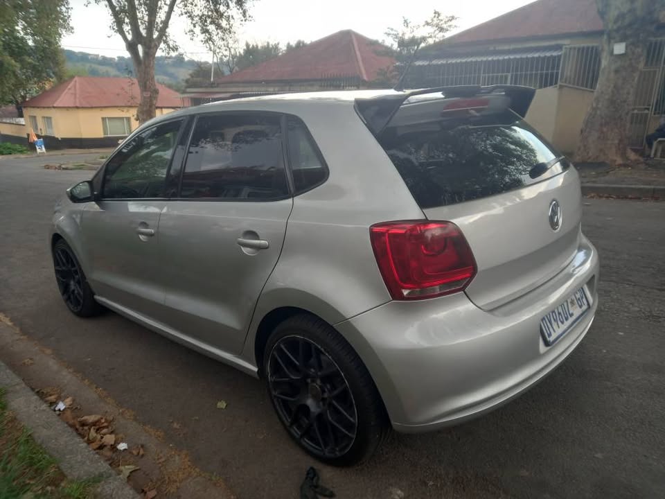 2012 VW Polo 6 Hatchback Silver, 1.4 Petrol, Manual, 85000kms