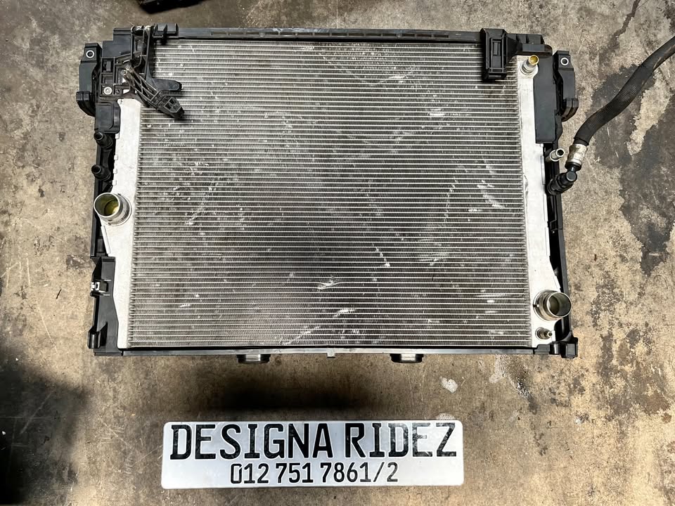 BMW F01 750i N63 RADIATOR AVAILABLE. - Private Seller BMW F01 750i N63 RADIATOR AVAILABLE. - Private Seller