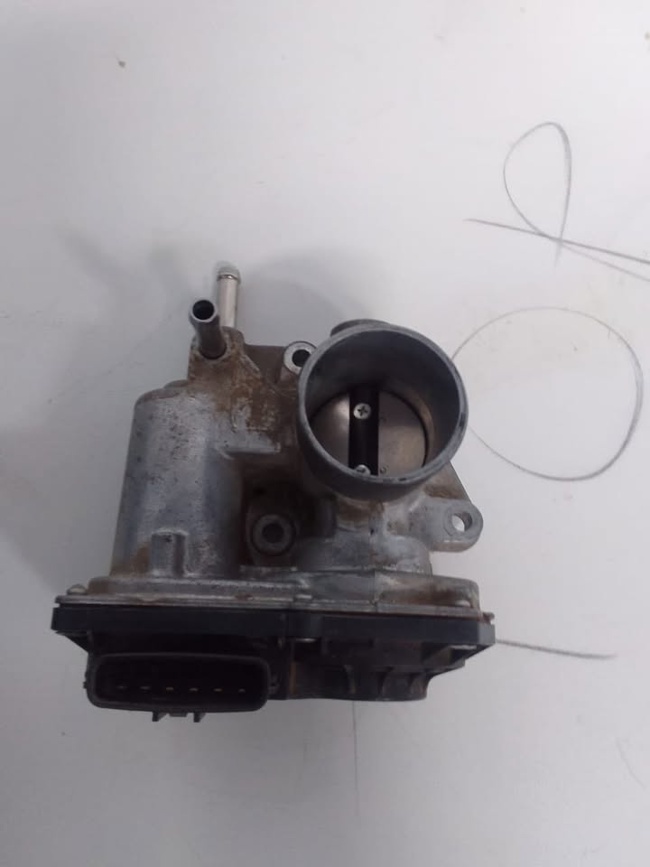 Toyota Yaris 1kr throttle body 3 blot - Private Seller Toyota Yaris 1kr throttle body 3 blot - Private Seller