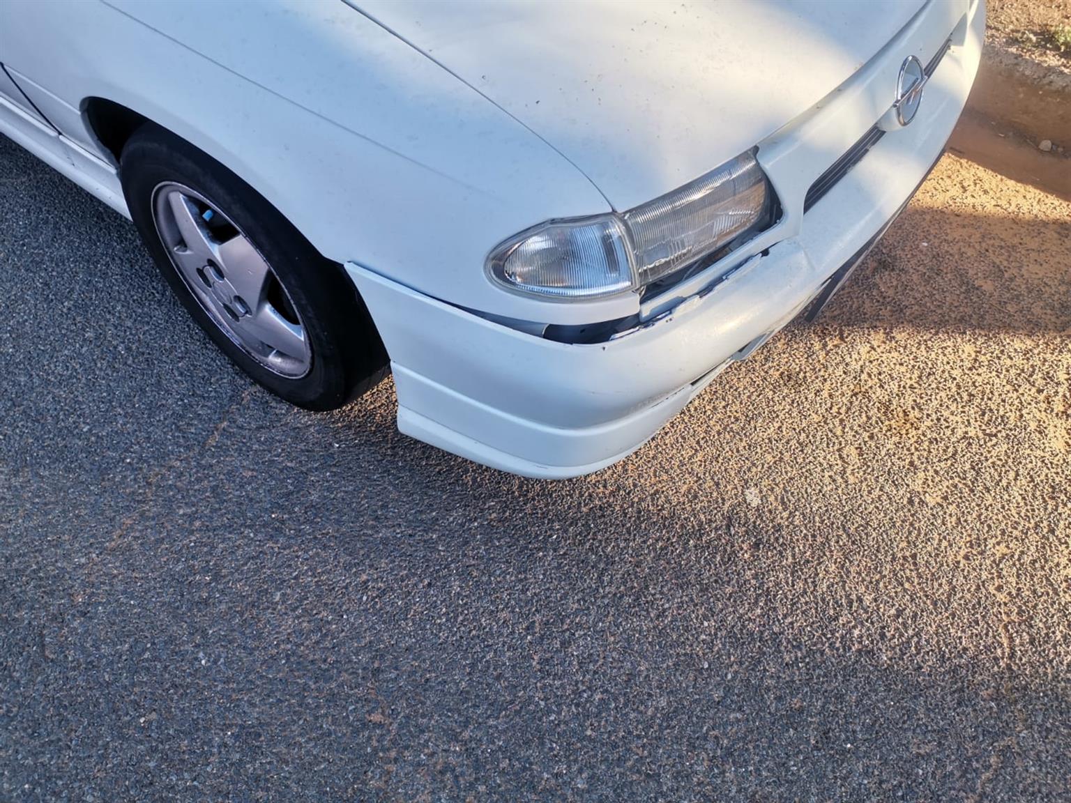 1999 opel astra 200i