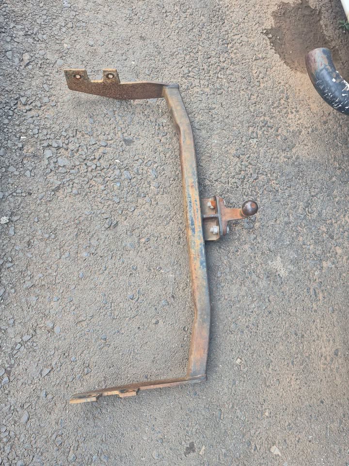 Mahindra suv s10 Towbar Available Call or WhatsApp - Private Seller