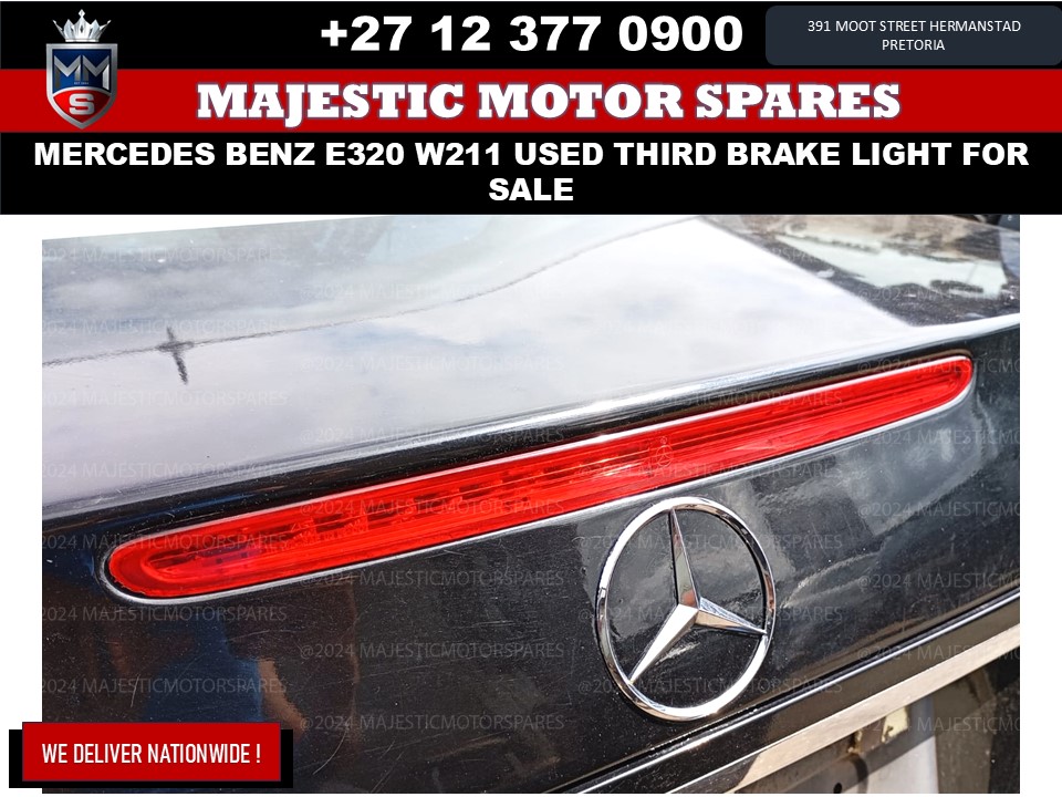 Mercedes e320 w211 third brake light for Sale – Used