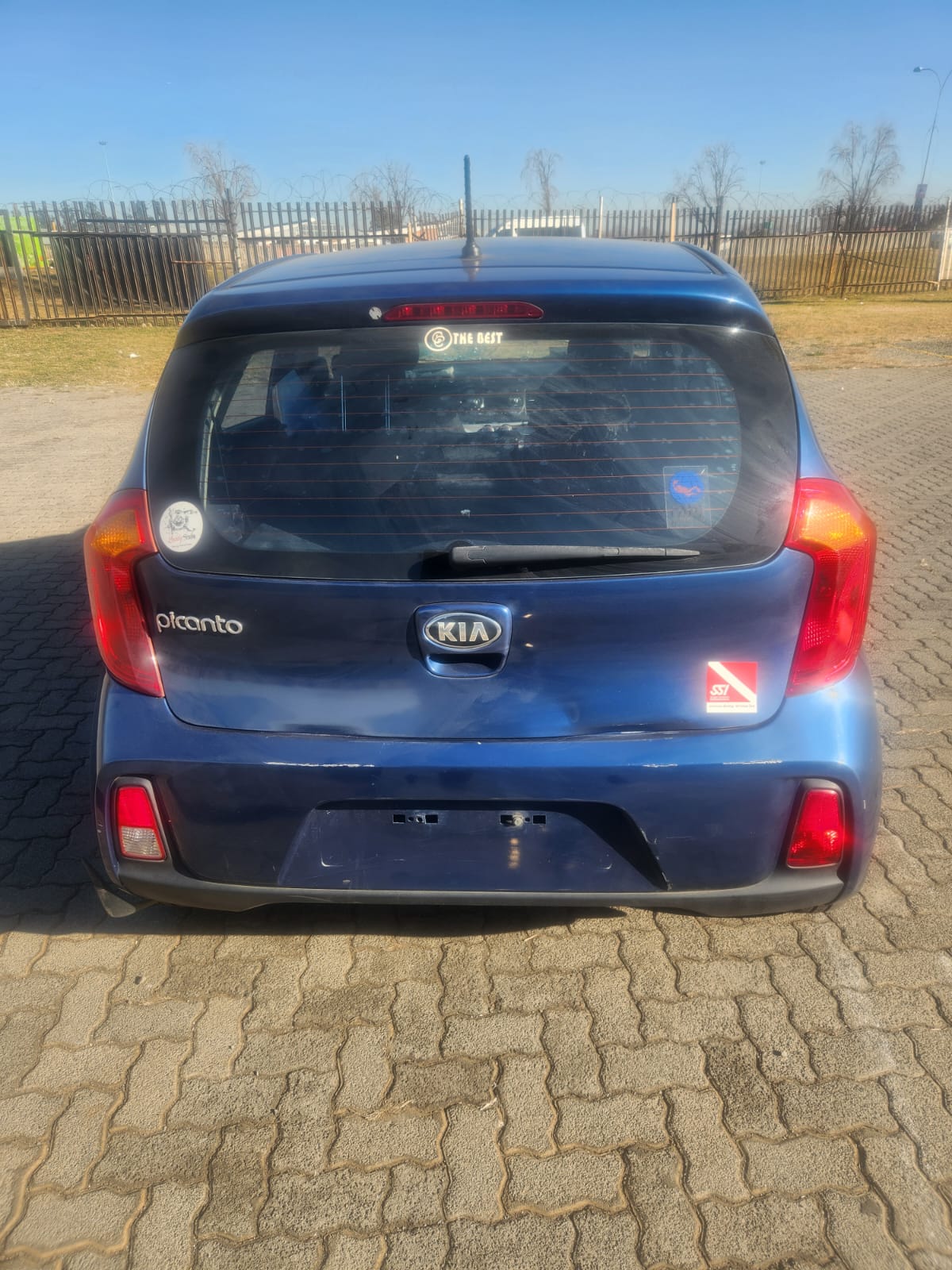 2016 KIA PICANTO 1.0 STRIKER Spares Stripping