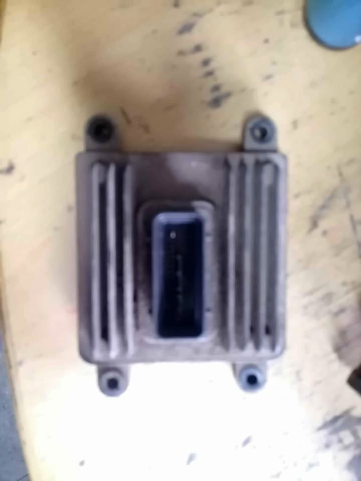 Toyota 4Y ecu computer box - Private Seller Toyota 4Y ecu computer box - Private Seller