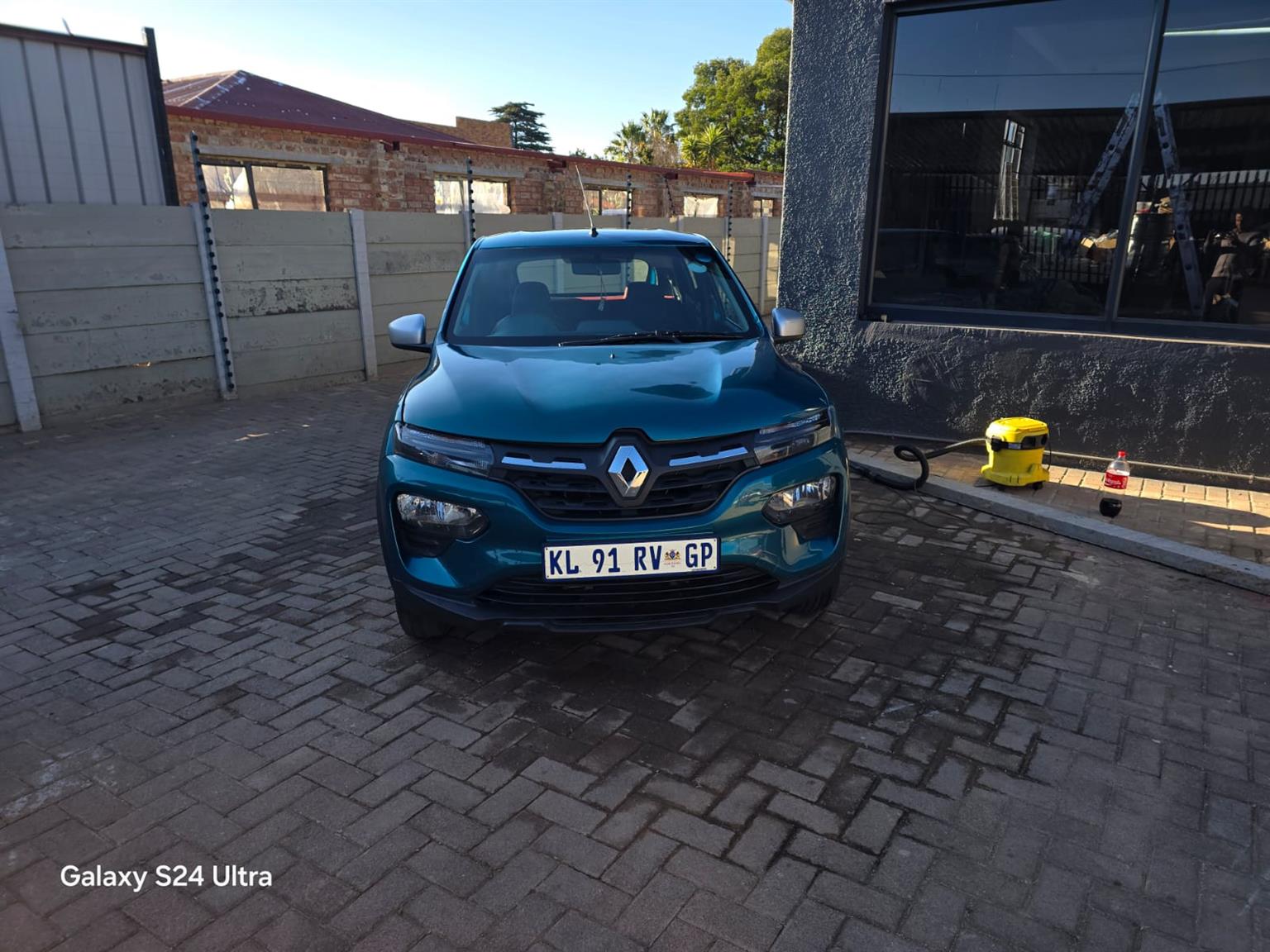 Used 2022 Renault Kwid 1.0 Dynamique - Private Seller Used 2022 Renault Kwid 1.0 Dynamique - Private Seller