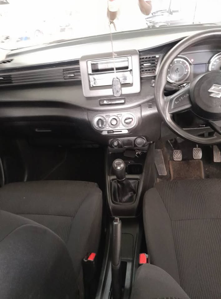 2023 SUZUKI ERTIGA 1.5 GA 7SEATER MANUAL