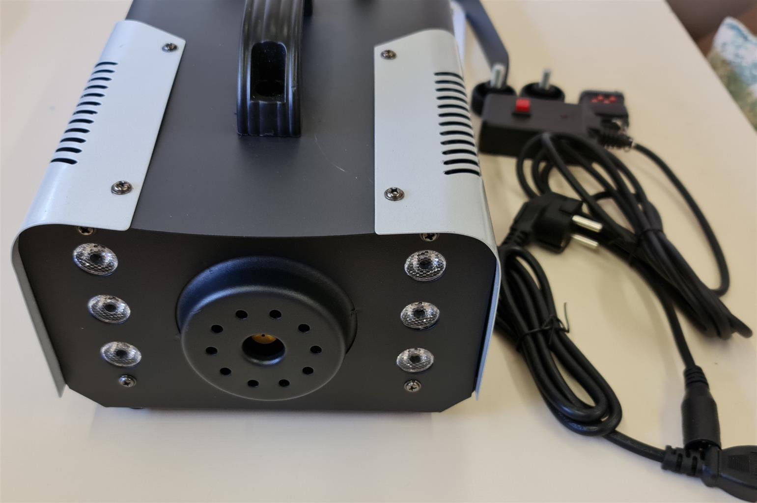 LED Smoke, Fog Machine 1500W Heavy Duty, Compact & High Capacity. Brand NEW
