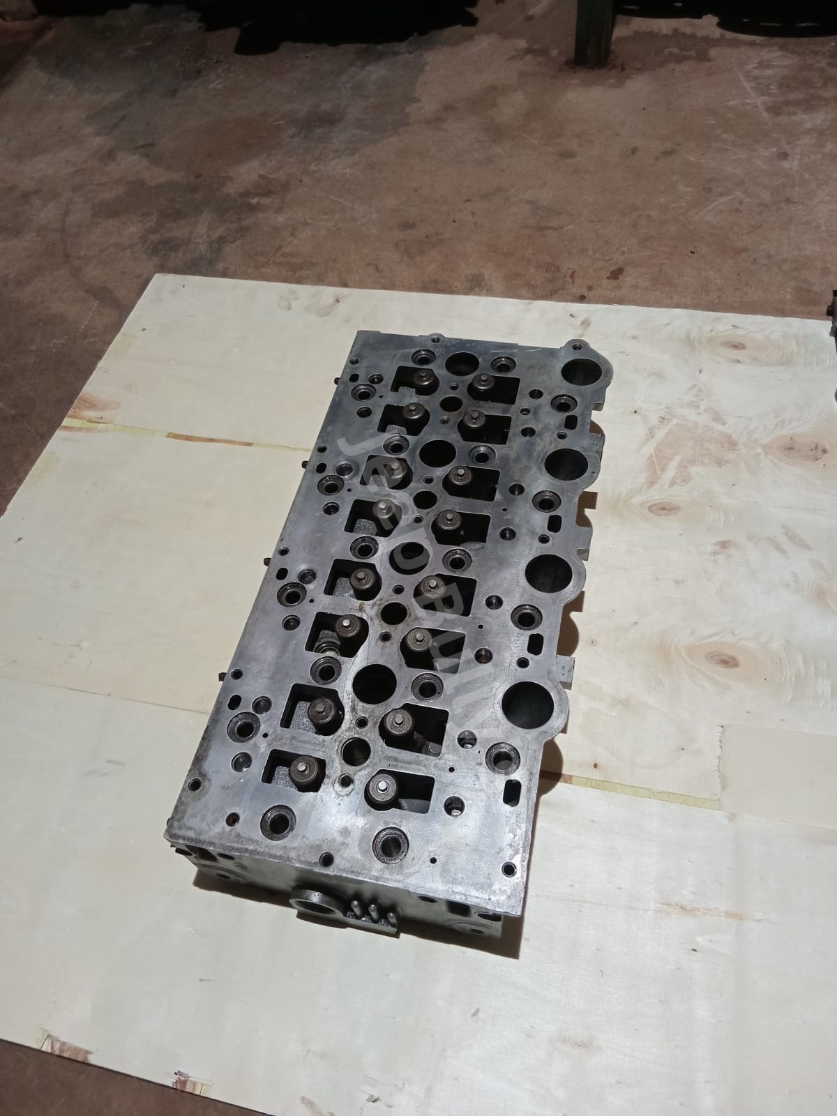 Jeep Cherokee KK Engine Spares: Cylinder Head From Stripped Vehicle - Private Seller Jeep Cherokee KK Engine Spares: Cylinder Head From Stripped Vehicle - Private Seller
