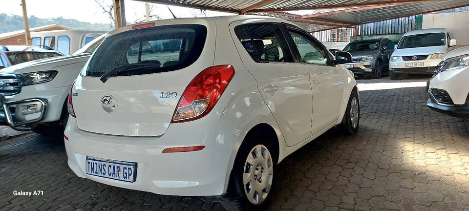 Hyundia i120 1.4 Manual petrol