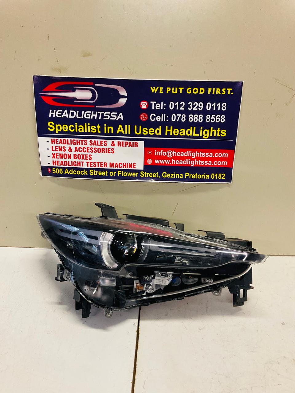 Mazda CX-5 right side LED headlight - Private Seller Mazda CX-5 right side LED headlight - Private Seller