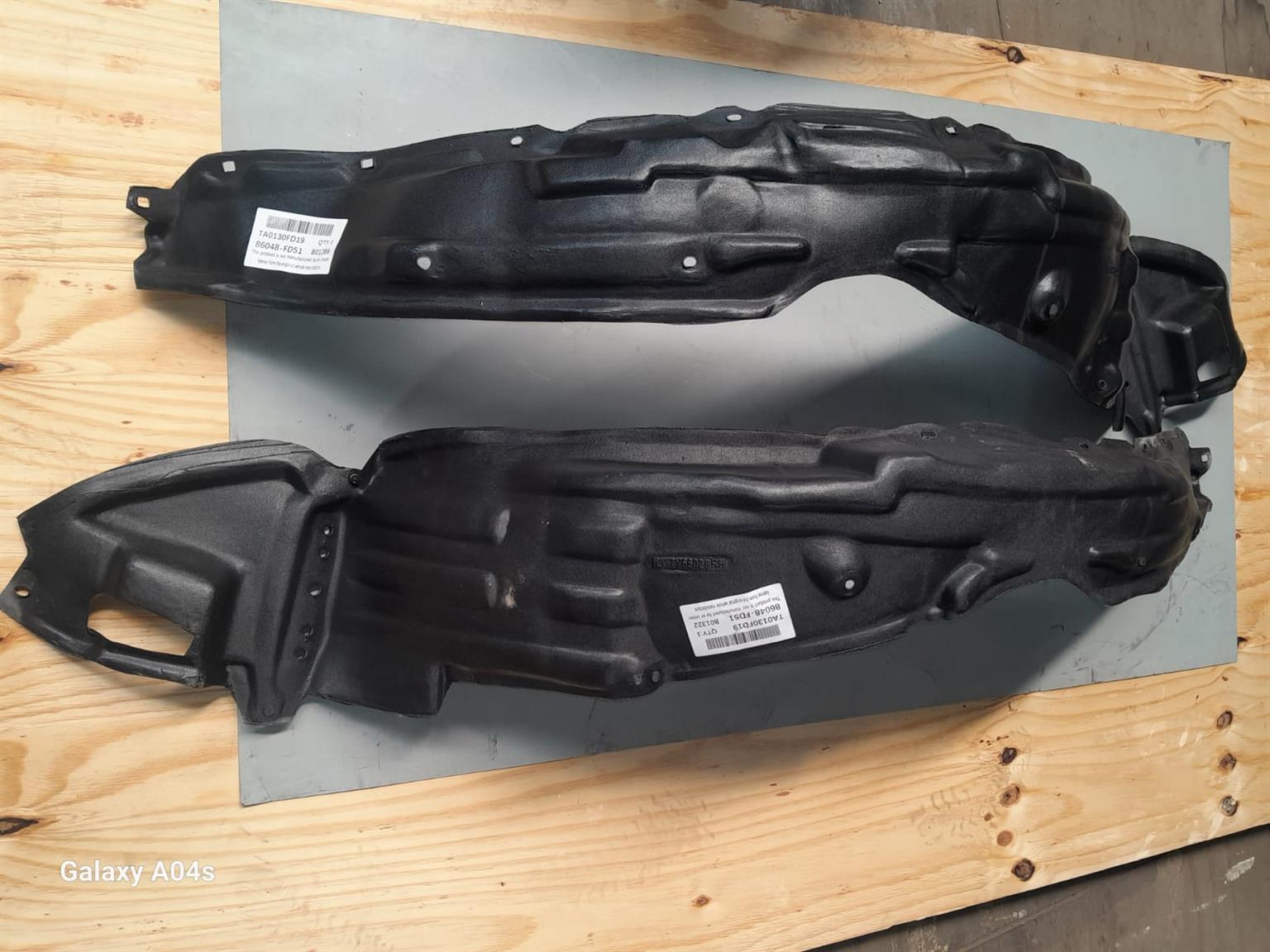TOYOTA RUNX BOTH SIDES FRONT FENDER LINERS FOR SALE - Private Seller