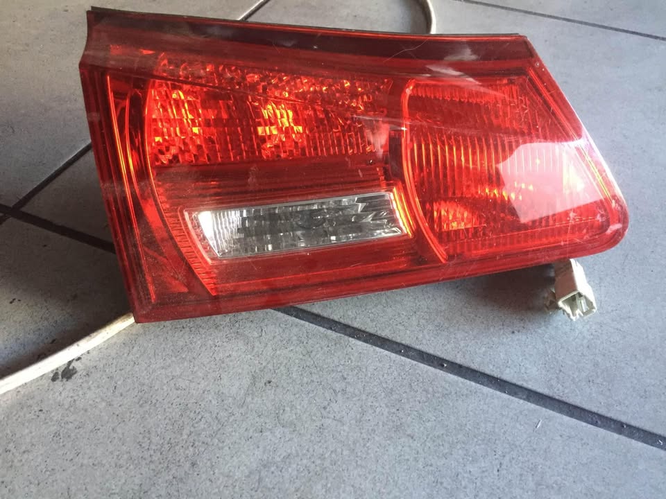 LEXUS IS220D 2008 N/S/R PASSENGER SIDE REAR taillights for sell in good condition - Private Seller