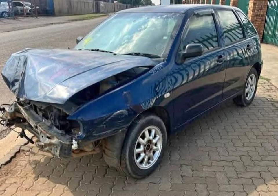 Volkswagen Polo Playa Stripping For Spare/Parts