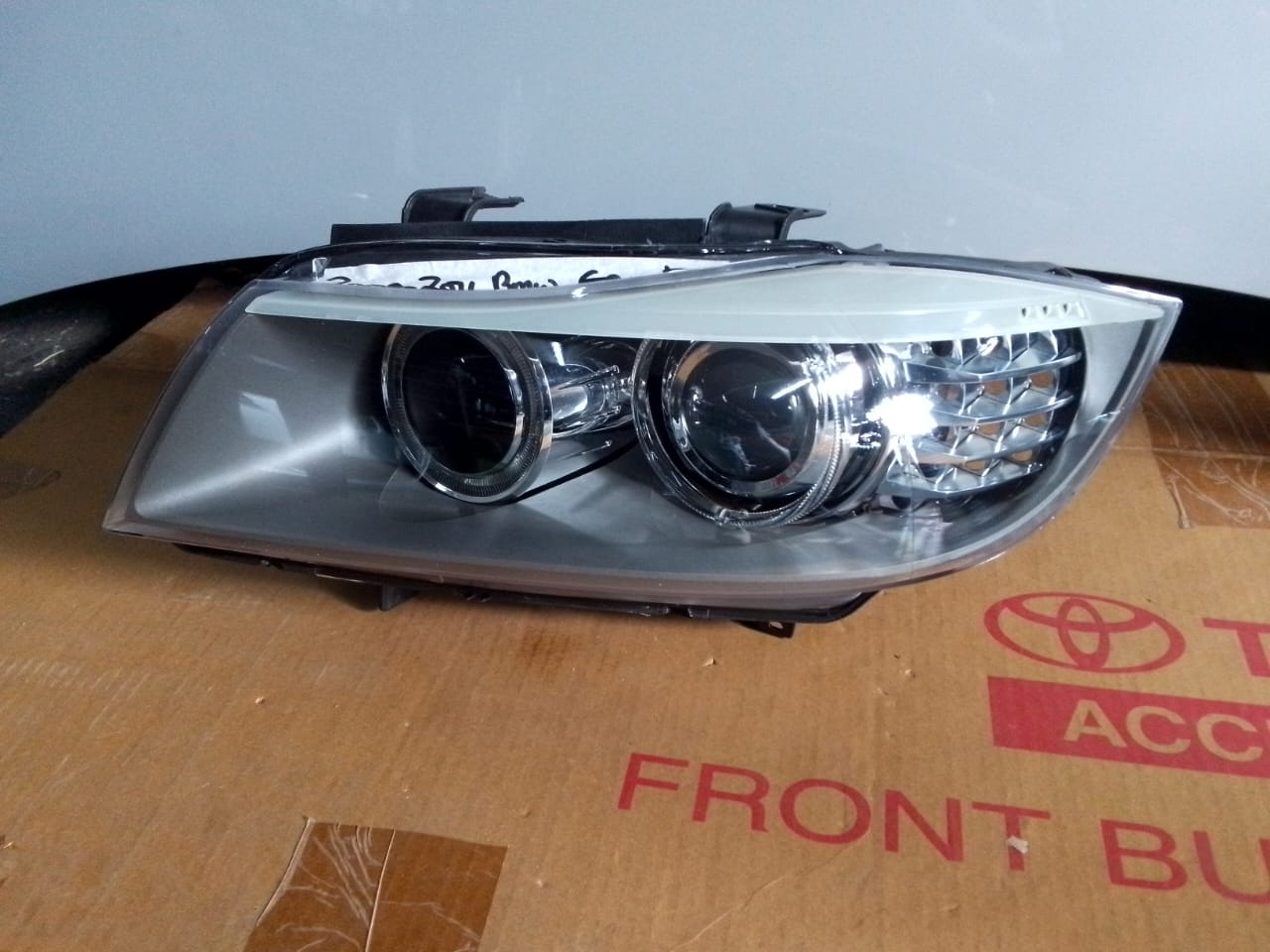 (2009-2013) BMW E90 F/L LHS XENON HEADLIGHT FOR SALE - Private Seller (2009-2013) BMW E90 F/L LHS XENON HEADLIGHT FOR SALE - Private Seller
