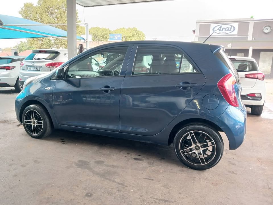 2015 KIA PICANTO 1.0 HATCHBACK Transmission: Manual Mileage: 75000km Fueltype: Petrol Blue
