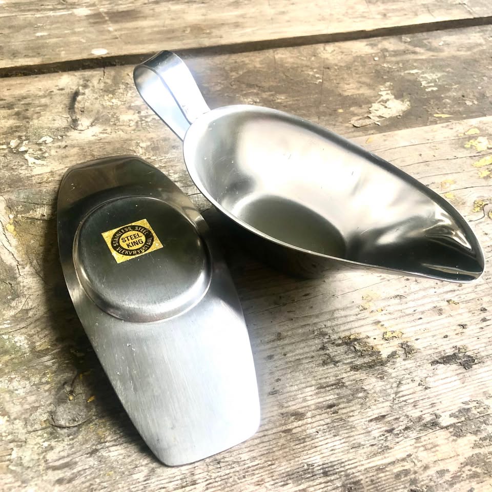 Timeless Elegance: Stainless Steel Gravy Boat and Saucer Set
