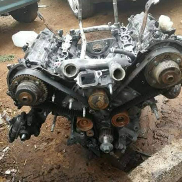 Lexus 3Uz V8 Engine For Sale - Private Seller