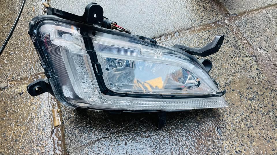 Hyundai Tucson fog light 2018 - Private Seller Hyundai Tucson fog light 2018 - Private Seller