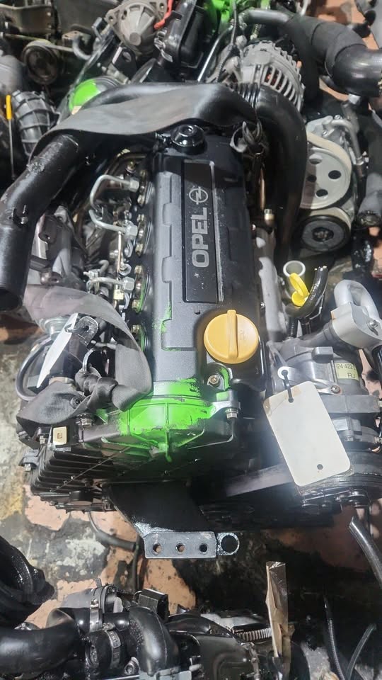 OPEL CORSA Y17DT ENGINE FOR SALE - Private Seller OPEL CORSA Y17DT ENGINE FOR SALE - Private Seller