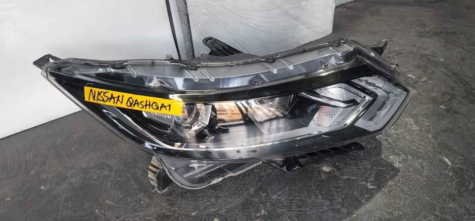 Nissan Qashqai LED Headlight Rightside. Call or DM . - Private Seller Nissan Qashqai LED Headlight Rightside. Call or DM . - Private Seller