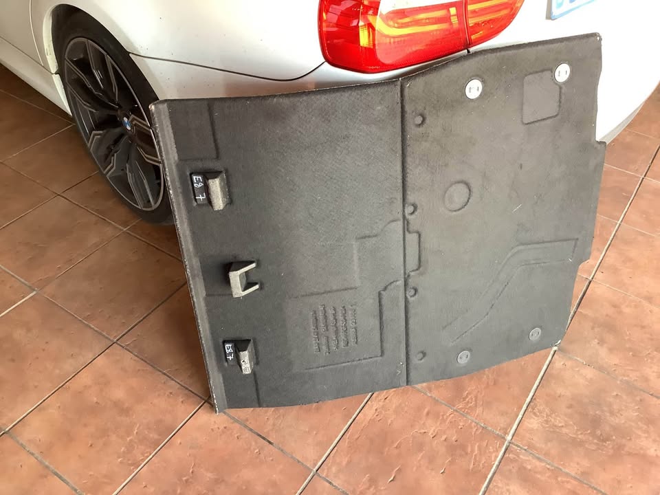 Bmw e82/e87 coupe booth carpet - Private Seller Bmw e82/e87 coupe booth carpet - Private Seller