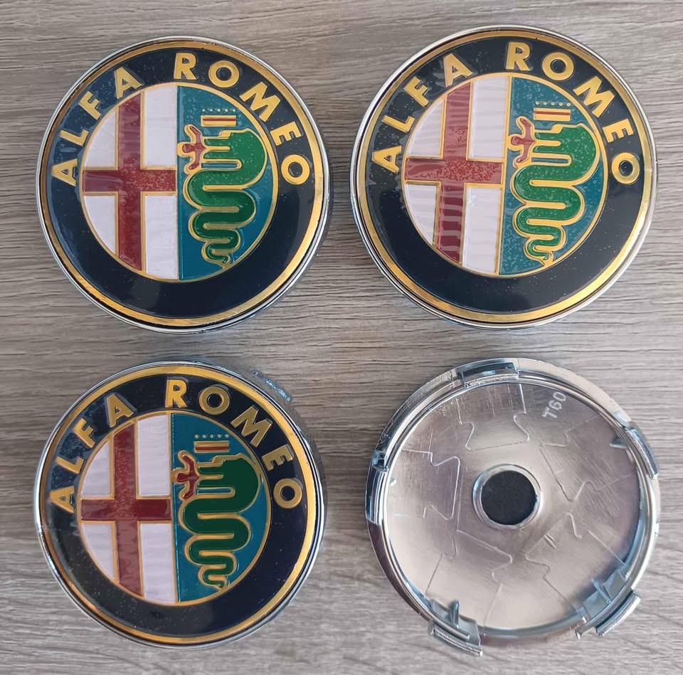 Alfa Romeo steering wheel badges emblems - Private Seller Alfa Romeo steering wheel badges emblems - Private Seller