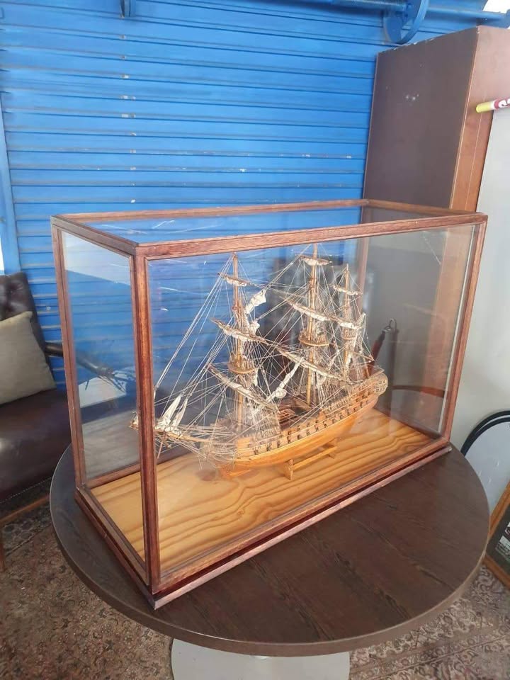 Wooden sailing Ship Superbe
