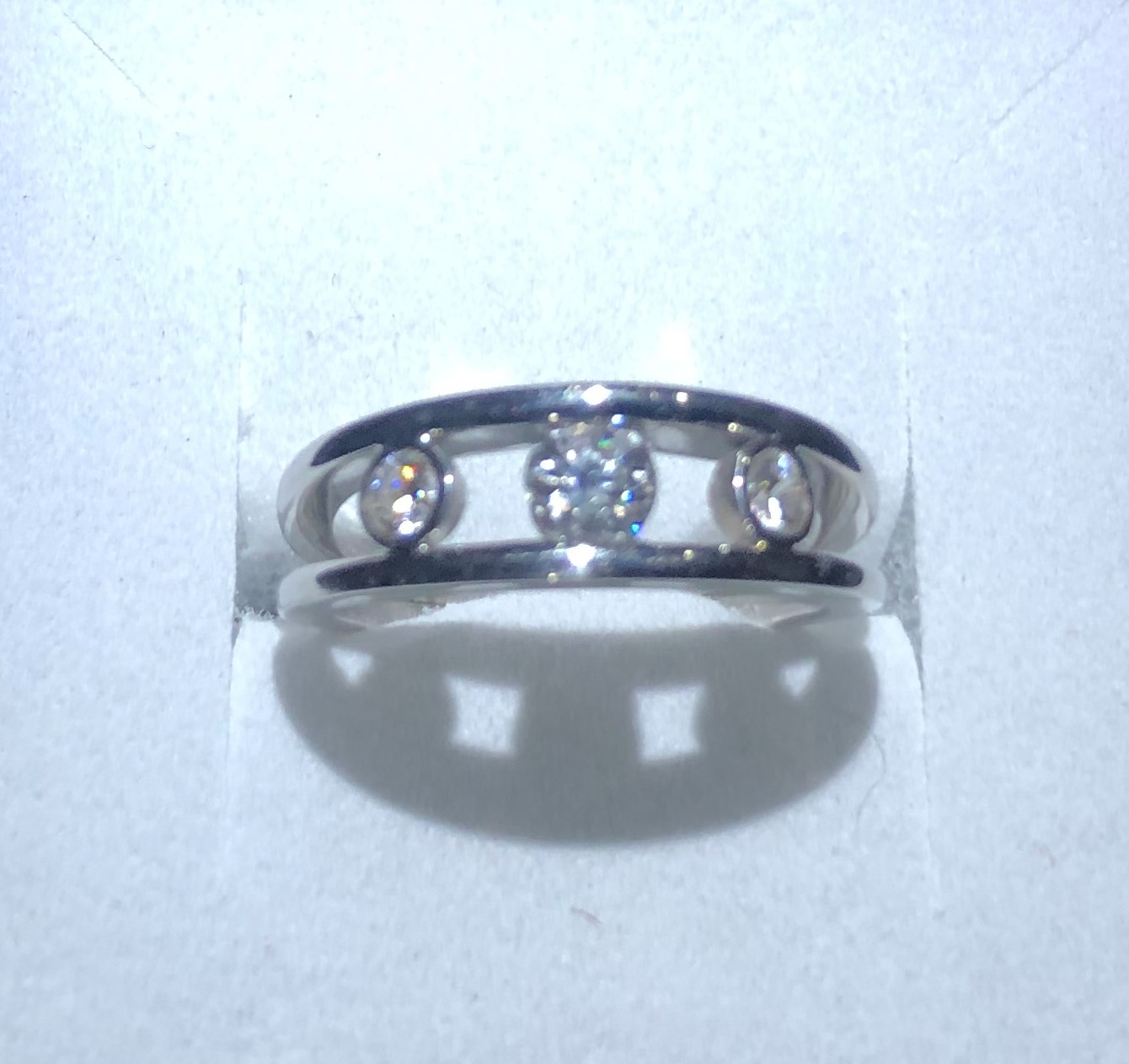 New 46ct White Gold VS2 Wedding  Engagement  Ring  Valued 