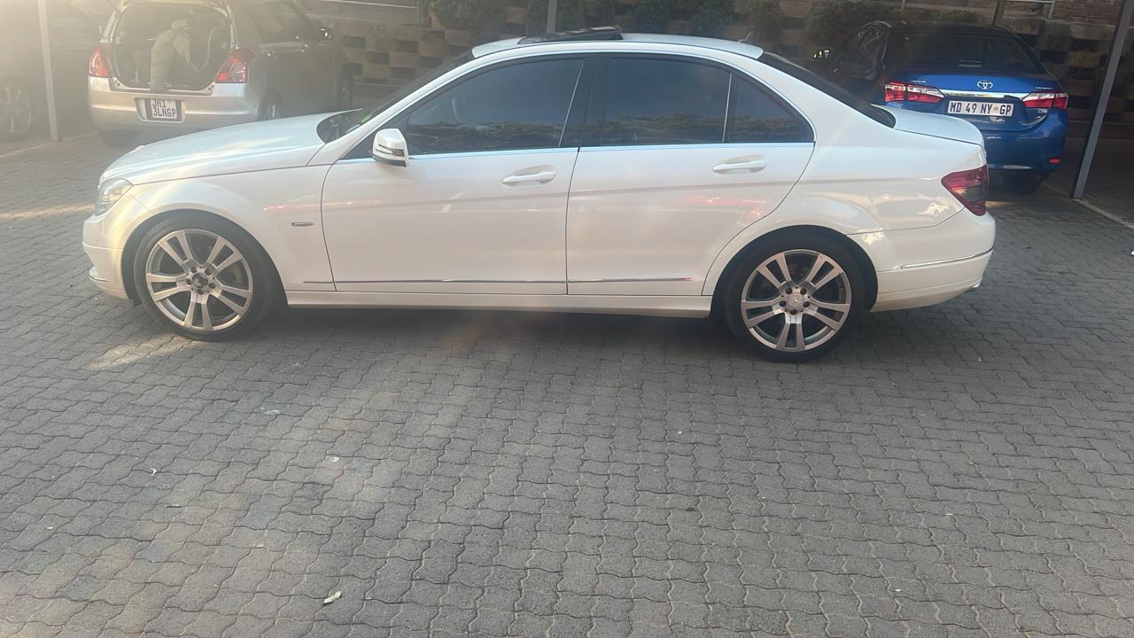Used 2010 Mercedes-Benz C-Class C200 - Private Seller Used 2010 Mercedes-Benz C-Class C200 - Private Seller