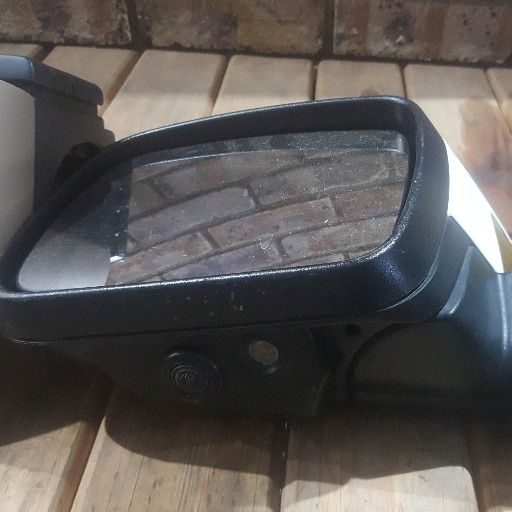2010 Discovery 4 3.0l TDV6 Left Mirror for sale